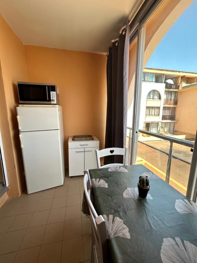 Sète Studio Vue Mer Situe A Cote De La Plage Quartier Des Quilles מראה חיצוני תמונה
